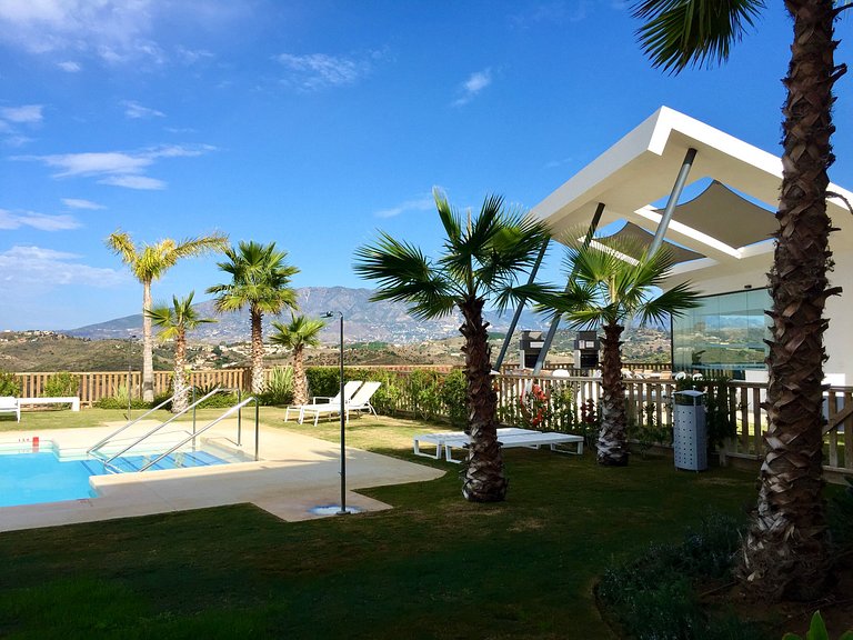 Luxurious holiday rental at Casa Banderas LA CALA