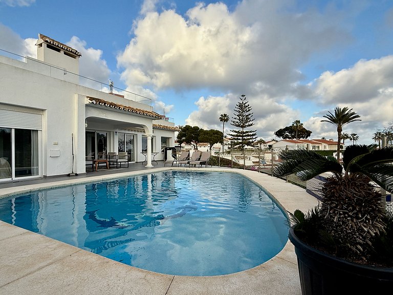 Villa Ibiza en La Cala de Mijas - Casa de vacaciones